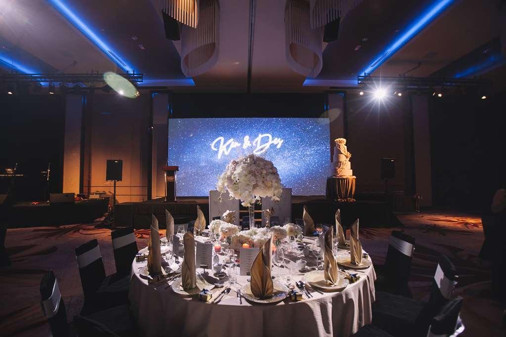Pavilion Hotel Kuala Lumpur Managed By Banyan Tree Exterior foto The 2019 awards ceremony