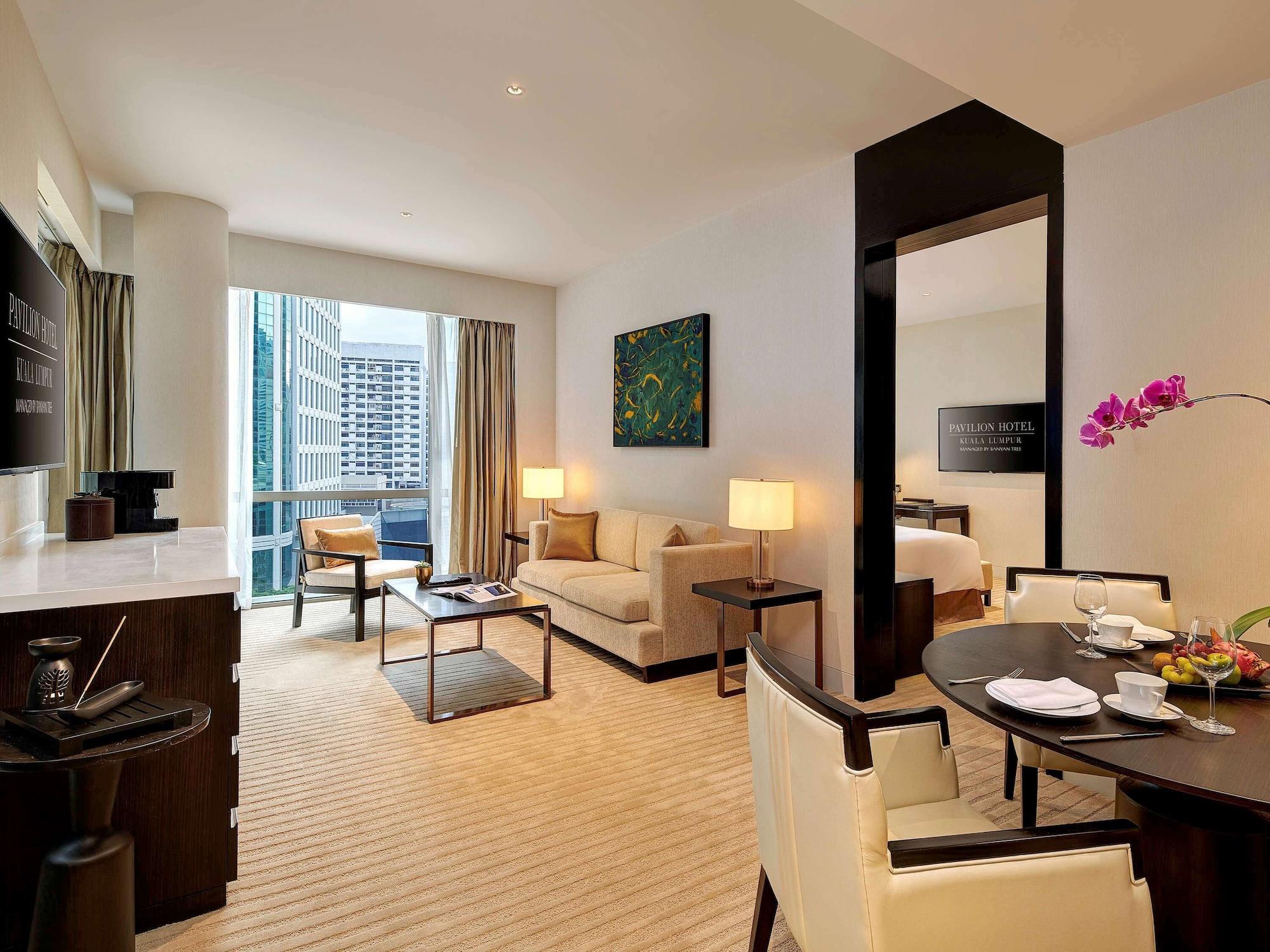 Pavilion Hotel Kuala Lumpur Managed By Banyan Tree Exterior foto A suite at the hotel