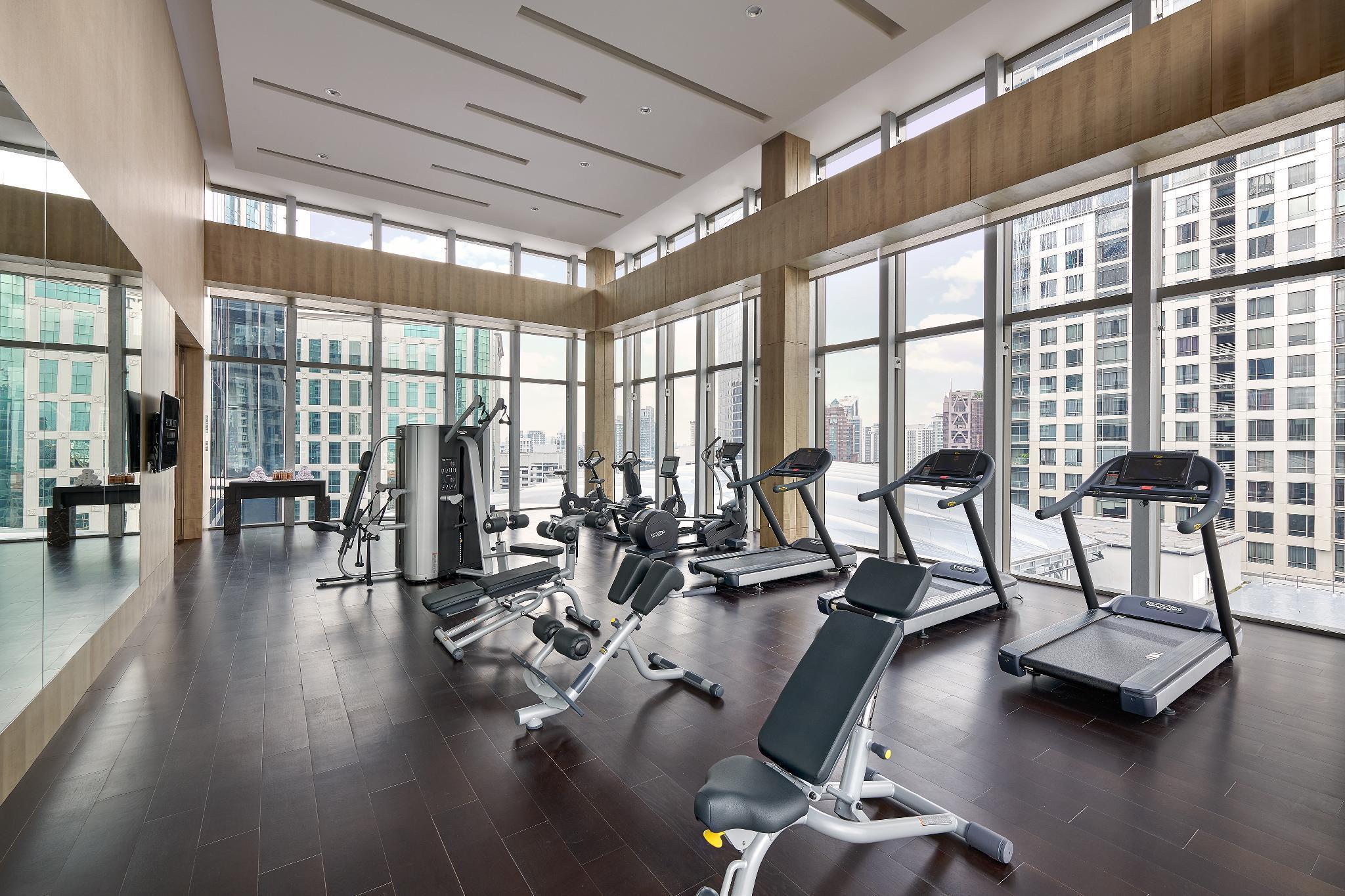Pavilion Hotel Kuala Lumpur Managed By Banyan Tree Exterior foto The gym at the 1018